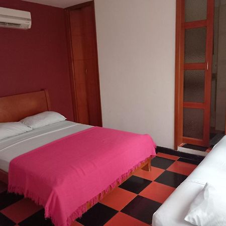 Hotel Bahia Plaza Σάντα Μάρτα Εξωτερικό φωτογραφία