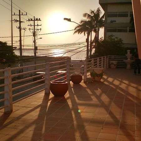 Hotel Bahia Plaza Σάντα Μάρτα Εξωτερικό φωτογραφία