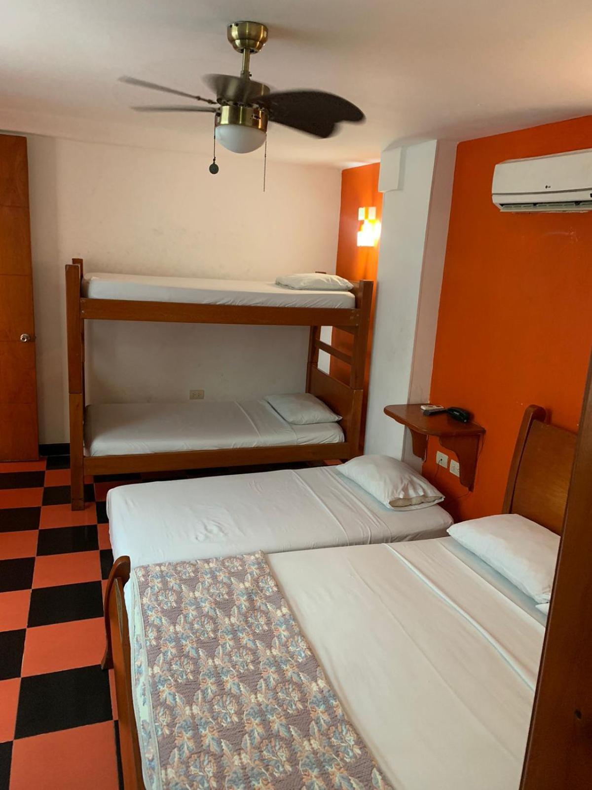 Hotel Bahia Plaza Σάντα Μάρτα Εξωτερικό φωτογραφία
