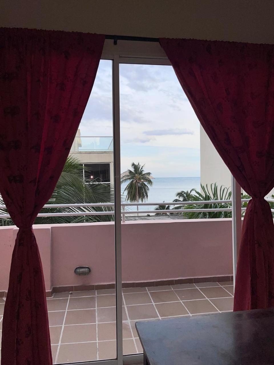 Hotel Bahia Plaza Σάντα Μάρτα Εξωτερικό φωτογραφία