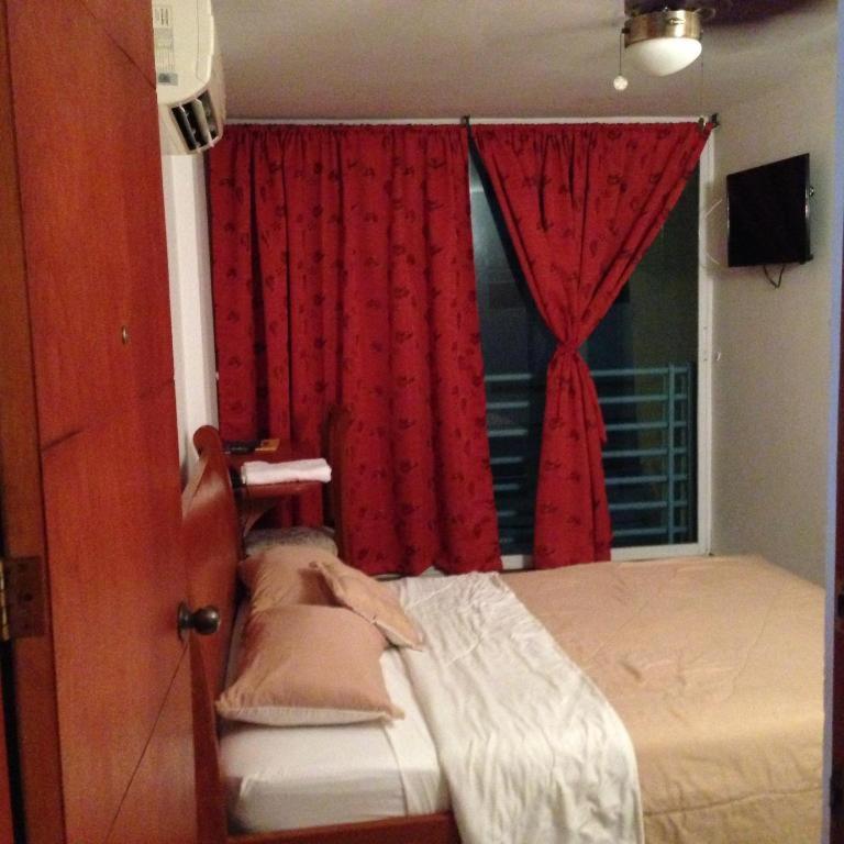 Hotel Bahia Plaza Σάντα Μάρτα Εξωτερικό φωτογραφία