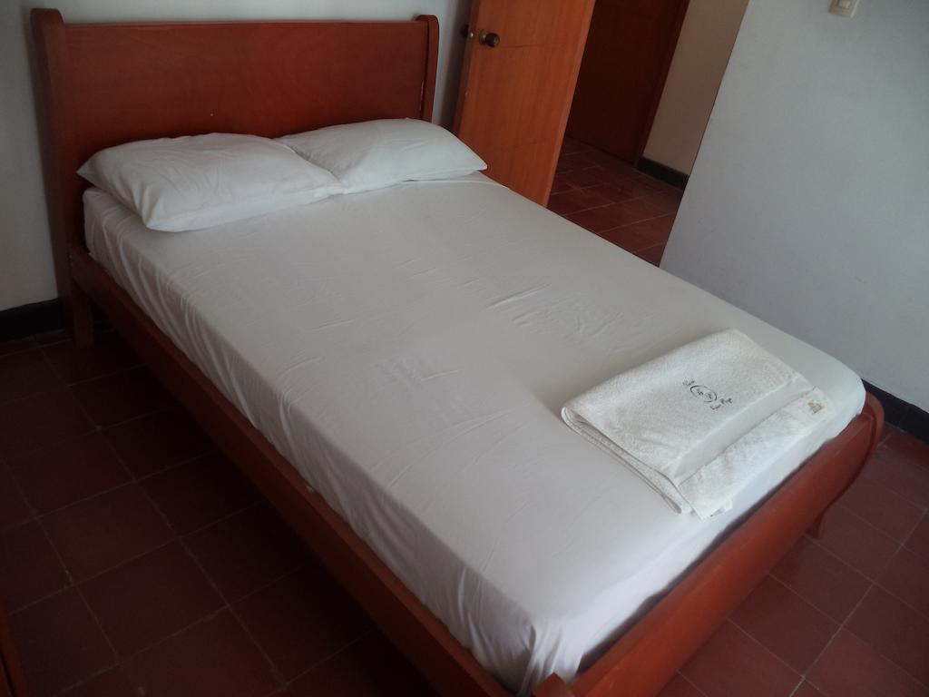 Hotel Bahia Plaza Σάντα Μάρτα Εξωτερικό φωτογραφία