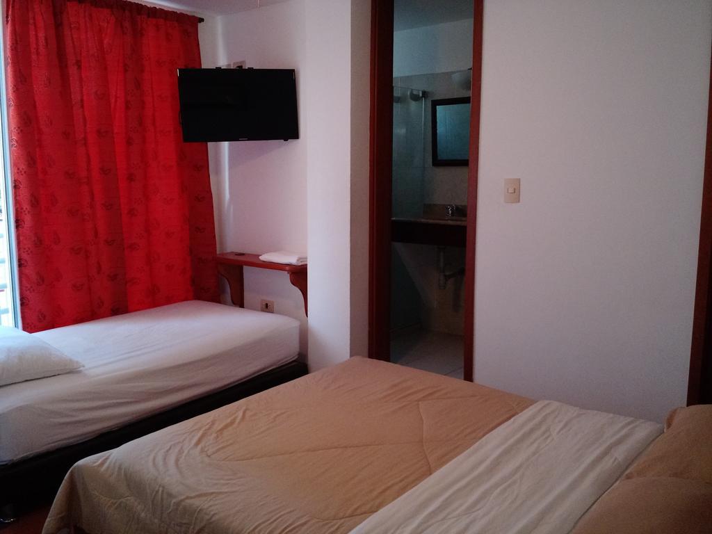 Hotel Bahia Plaza Σάντα Μάρτα Εξωτερικό φωτογραφία